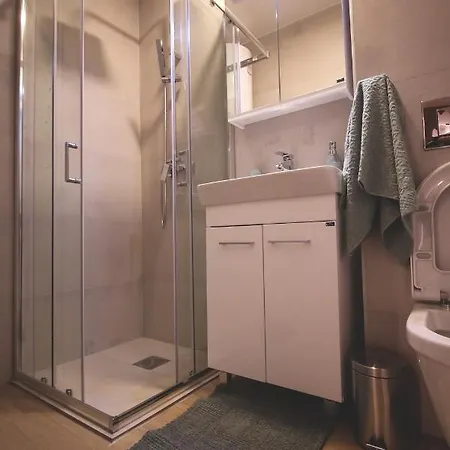 Apartament Top Room *