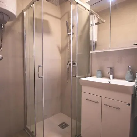 Apartment Top Room Sabac